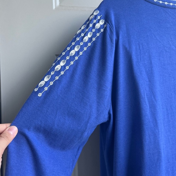 J. Jill Blue Embroidered Split Neck Tunic Top Size L Boho 3/4 Sleeve Royal Blue - Picture 7 of 9